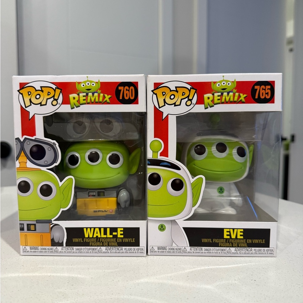 Funko Pop! Remix Wall-E and Eve Figures - Green and White